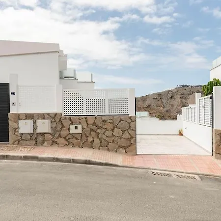 Big Tauro With Private Heated Saltwater Pool & Jacuzzi & Bbq & Game & Arcade Games Mogan