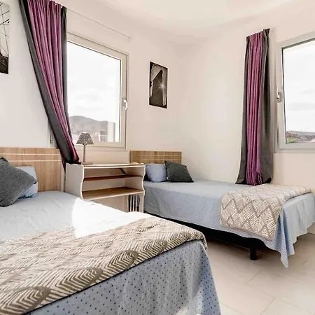Big Tauro With Private Heated Saltwater Pool & Jacuzzi & Bbq & Game & Arcade Games *